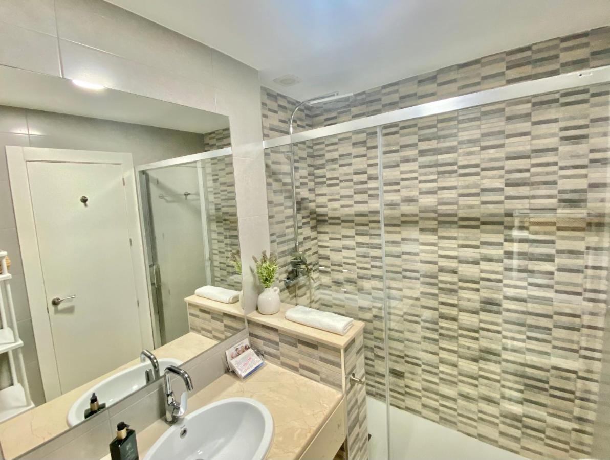Apartamentos Turisticos Castillo Del Vigia Torremolinos Zewnętrze zdjęcie
